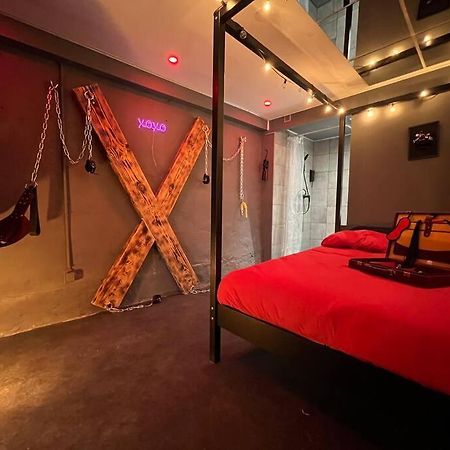 Les 50 Nuances De Rouge Loveroom Souppes-sur-Loing Exterior foto